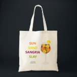 Tote Bag Sangria Bachelorette Party Beach Week-end<br><div class="desc">Ce sac fourre-tout présente une illustration colorée d'un verre de sangria et les mots : Sun,  Sand,  Sangria,  Slay. Offrez-les à toutes vos filles pour votre soirée bachelorette ou week-end mariage. Customisez avec vos informations et changez tout libellé pour convenir à votre style.</div>