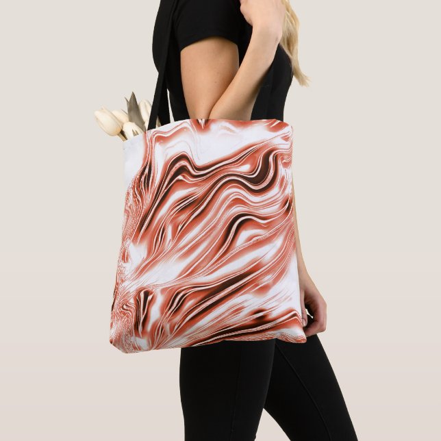 Tote Bag Saumon à rouge long ondulé traces sur fond blanc (De près)