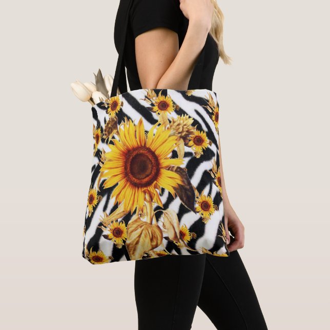 TOTE BAG SOUFFLE AVEC PEAU ZEBRA (De près)