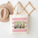 Tote Bag Stripes modernes Couleur modifiable Photo personna<br><div class="desc">Cette belle conception peut être customisée à vos combinaisons de couleurs préférées. Ça fait un grand cadeau ! Trouvez des articles de papeterie et des cadeaux élégants dans notre boutique : www.berryberrysweet.com.</div>