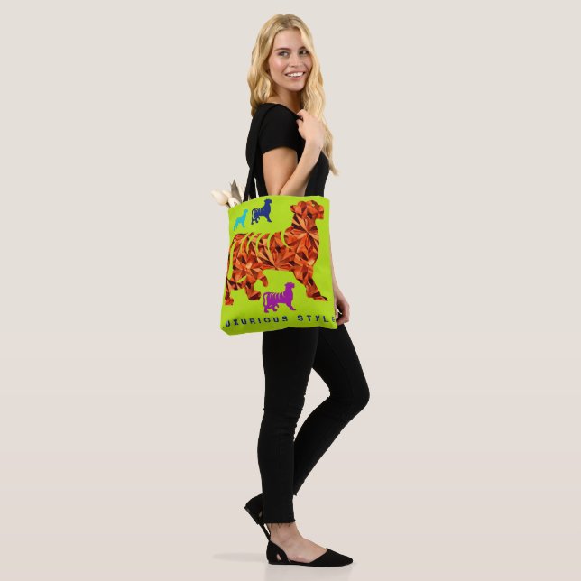 Tote Bag style luxueux (Sur le modèle)