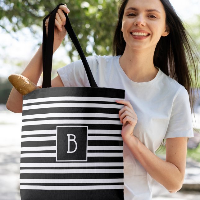 Tote Bag Tendance moderne Monogramme initial noir blanc ray (Trendy Modern Monogram Initial Black White Stripe Stylish Tote Bag)
