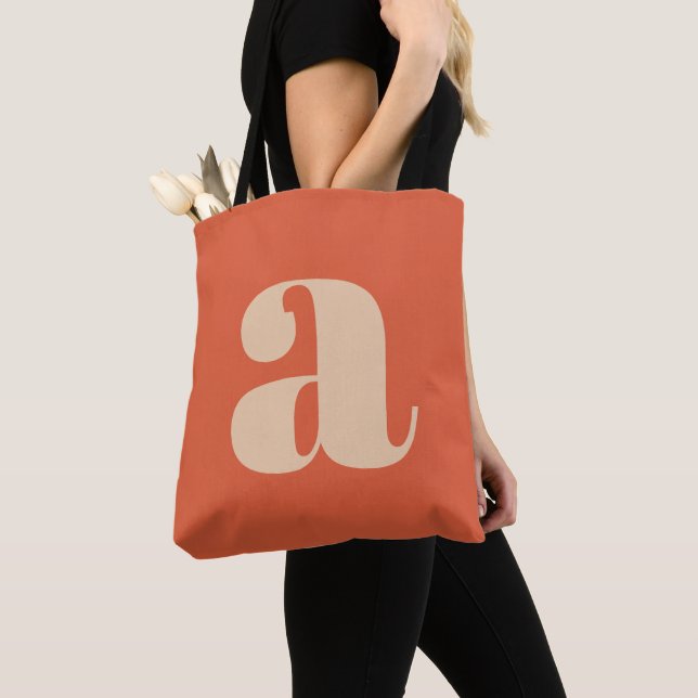Tote Bag Terme moderne Orange Bold Retro Monogramme initial (De près)