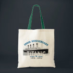 Tote Bag Titanic descendant l'anniversaire de 100 ans<br><div class="desc">Est le 15 avril 2012 le 100th anniversaire de couler du revêtement d'océan titanique de RMS. Ce tee - shirt graphique commémoratif est une grande manière de se rappeler un instant historique. L'insubmersible, RMS Titanic, était un revêtement de passager qui a heurté un iceberg dans l'Océan Atlantique sur son premier...</div>
