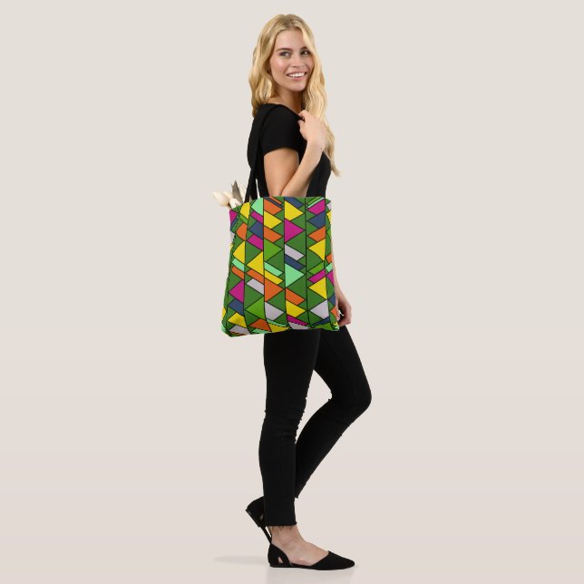 Tote Bag Triangles Fleuris (Sur le modèle)