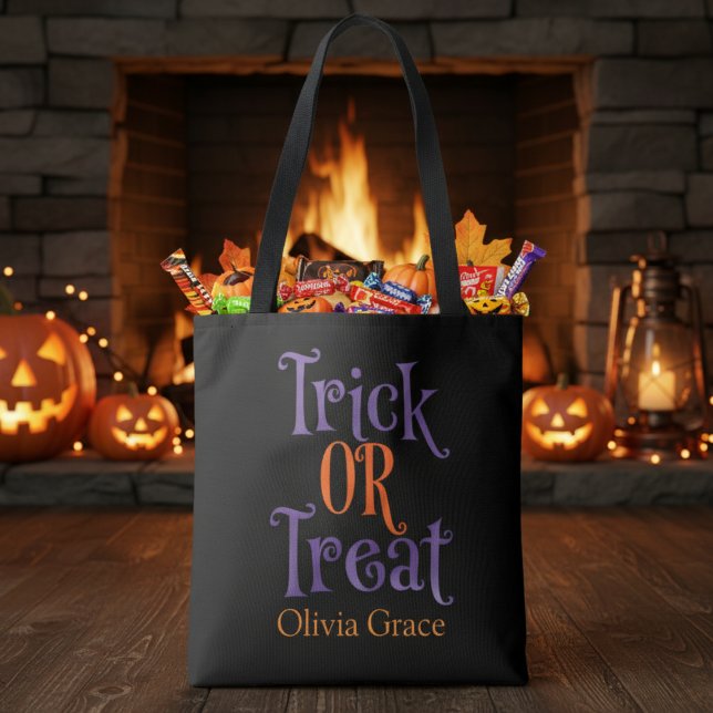 Tote Bag Tricoter ou traiter Purple & Orange Custom Hallowe (Trick or Treat Purple & Orange Custom Halloween Tote Bag - add your favorite trick-or-treater's name)