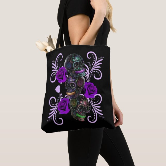 Tote Bag Triple Jour Noir Des Crânes Morts Roses Violets (De près)