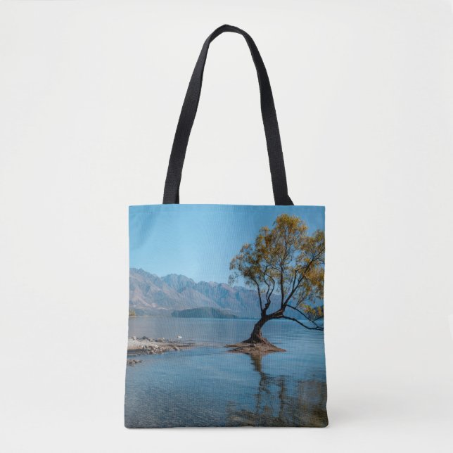 Tote Bag Un arbre dans un lac (Devant)