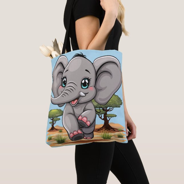 Tote Bag Un bébé éléphant qui sonne heureux dans la savane  (De près)