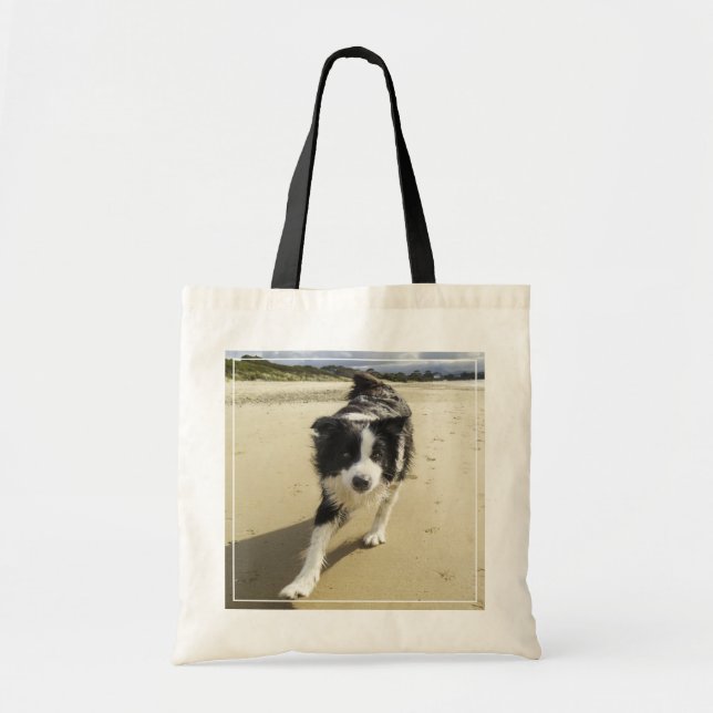 Tote Bag Un chien de border collie fonctionnant sur la (Devant)