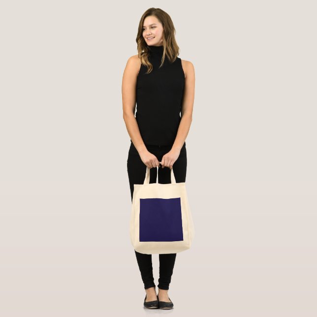 Tote Bag un fond bleu avec une horloge dessus (Devant (modèle))
