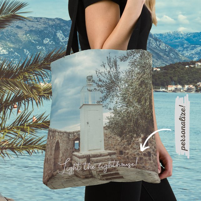 Tote Bag Un phare blanc et un olivier (Créateur téléchargé)