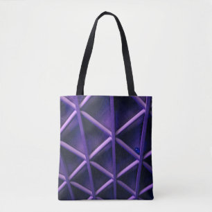 Tote Bag Un plafond violet avec une motif de croisée ; un b