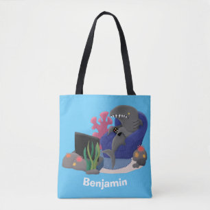 Tote Bag Un requin drôle en regardant la bande dessinée de
