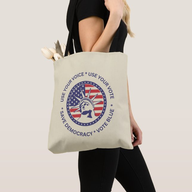 Tote Bag Utiliser Votre Vote Badge De Liberté Patriotique (De près)