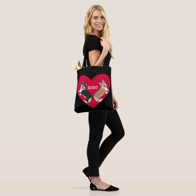 Tote Bag Valentines Jour Corgi XOXO (Sur le modèle)