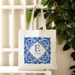 Tote Bag Vintage Talavera Azulejo tuile bleue monogrammée<br><div class="desc">Vintage Talavera Azulejo Méditerranée bleu et blanc tuiles monogrammed sac fourre-tout demoiselles d'honneur cadeaux fête de mariée faveurs cadeaux pour elle</div>