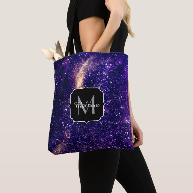 Tote Bag Violet violet galaxie abstraite Monogramme personn (De près)