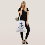 Tote Bag Votre nom de bateau Ancre Gold Laurel Star Large W<br><div class="desc">Un sac fourre-tout élégant avec votre nom personnalisé, nom de bateau ou autre texte souhaité. Dispose d'une ancre de bateau nautique sur mesure avec des feuilles de laurier de style or et étoile sur blanc. Customisez facilement la couleur de base pour correspondre à votre décoration ou à votre thème actuel....</div>