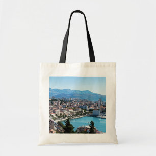 Tote Bag Vue aérienne de la ville divisée en front de mer,