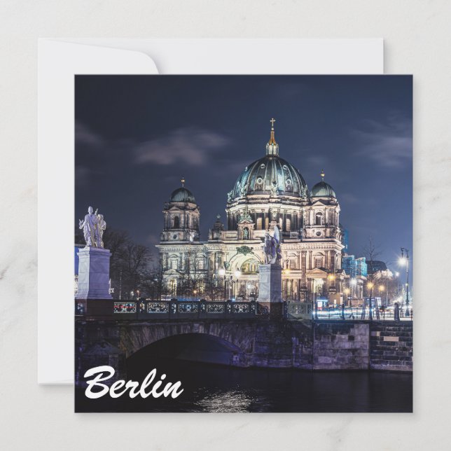 Tour de télévision et Cathédrale de Berlin à Berli (Devant)