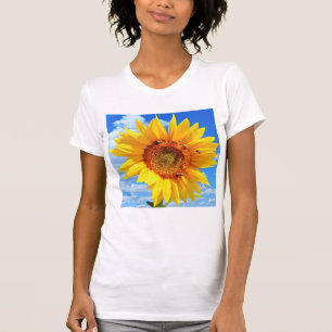 Tournesol et abeilles sur le ciel bleu T-shirt été