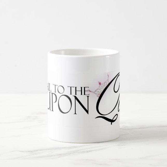 Tous grêlent dans "la tasse de café de la reine de (Centre)