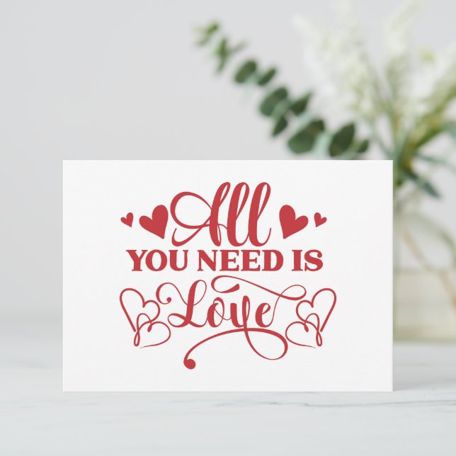 Tout ce dont vous avez besoin est l'amour Typograp (Debout devant)