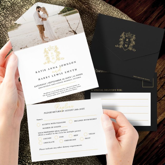 Tout En Un Invitation Elegant Black & Gold Monogrammed Wedding foil (Créateur téléchargé)