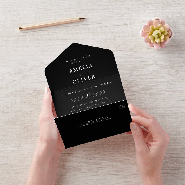 Tout En Un Invitation Foil Argent Code QR Sombre Noir Typographique Mari (Vidéo)