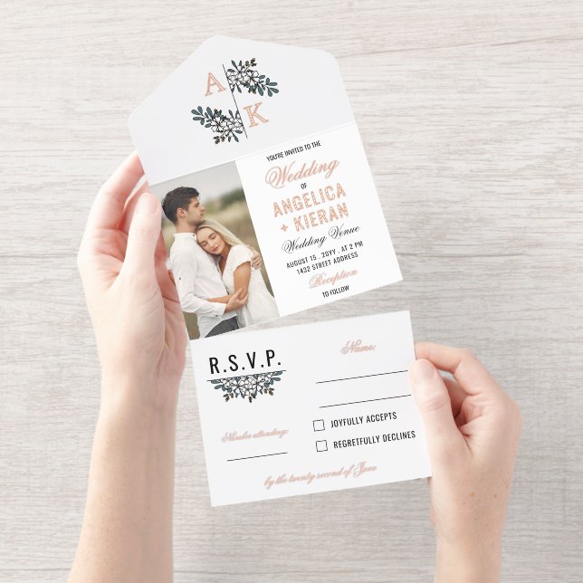 Tout En Un Invitation Rose Gold White Floral Monogram Photos Wedding (Détachable)