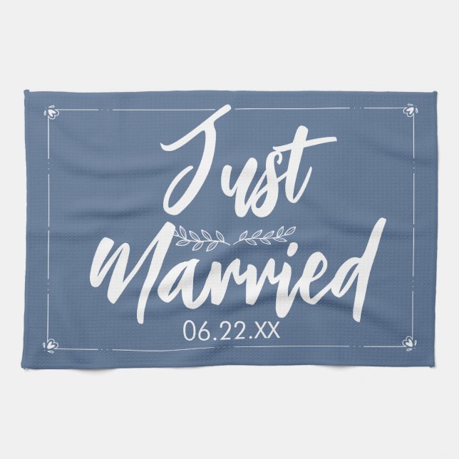 Tout juste mariés avec Serviette de cuisine cadeau (Horizontal)