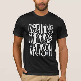 Tout se passe en t-shirt noir