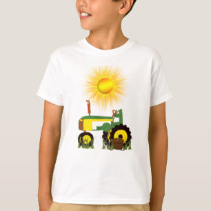 Tracteur vert avec le T-shirt de pêche Polonais