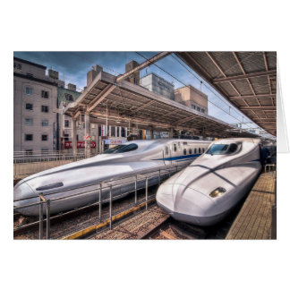Train à balles japonais à la gare de Tokyo