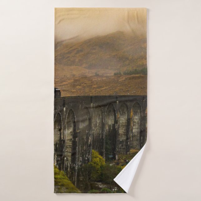 TRAIN SUR CHEMIN DE FER EN JOURNÉE (Serviette de bain)