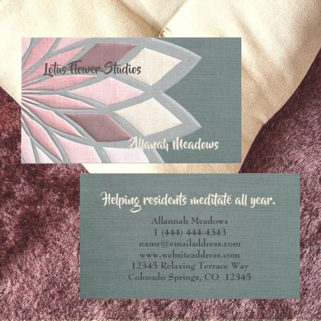 Tranquille Pastel Lotus Carte de visite à fleurs (Créateur téléchargé)