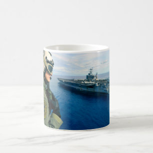 TRANSPORTEUR D'AÉRONEF AMÉRICAIN - CVN-75 Mug