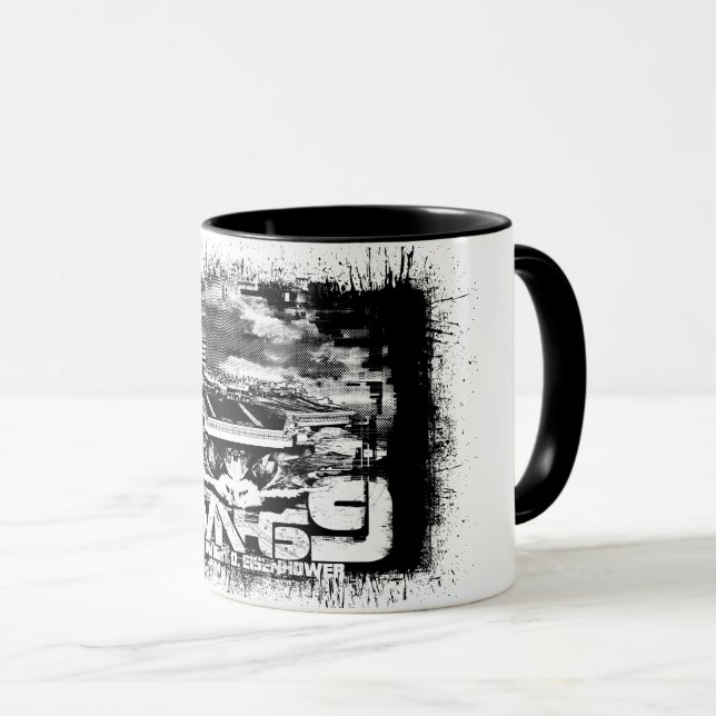 Transporteur d'aéronef Dwight D. Eisenhower Mug (Devant droit)