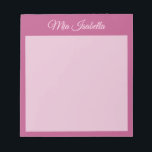 Trend Color Rose Purple Berry Classic Bloc-notes<br><div class="desc">Bloc-notes avec nom personnalisable en violet rose massif - Inspiré par les couleurs berry // Ce Bloc-notes moderne et élégant ajoute une touche élégante et minimaliste à vos besoins organisationnels. Son design simple et épuré, en couleur solide, offre un charme intemporel. Explorez nos couleurs tendance pour plus de produits dans...</div>