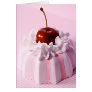 Très gâteau de Bundt de cerise