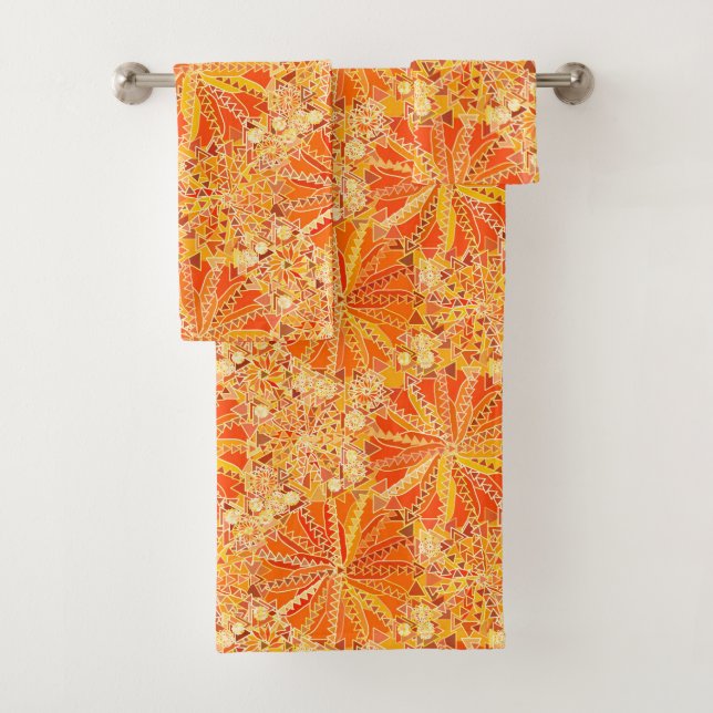 Tribal Mandala Print, Orange and Mustard Gold (En situation)