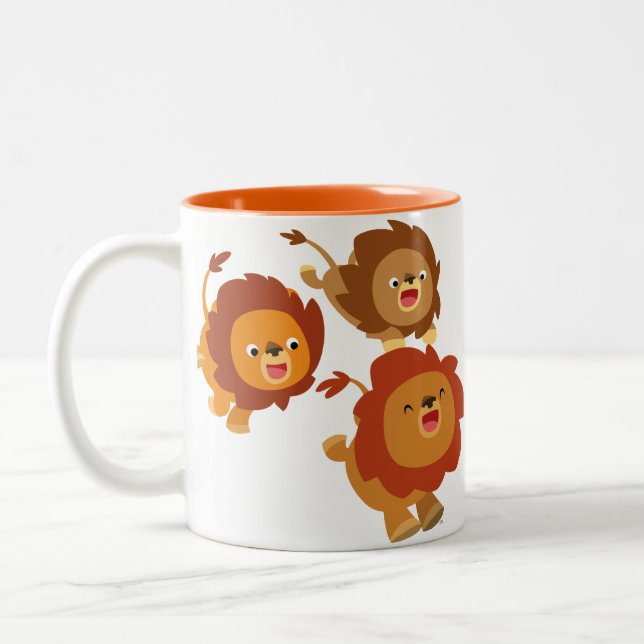 Trio heureux de tasse mignonne de lions de bande (Gauche)