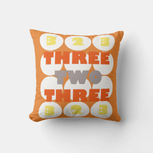 Trois deux trois Oreiller
