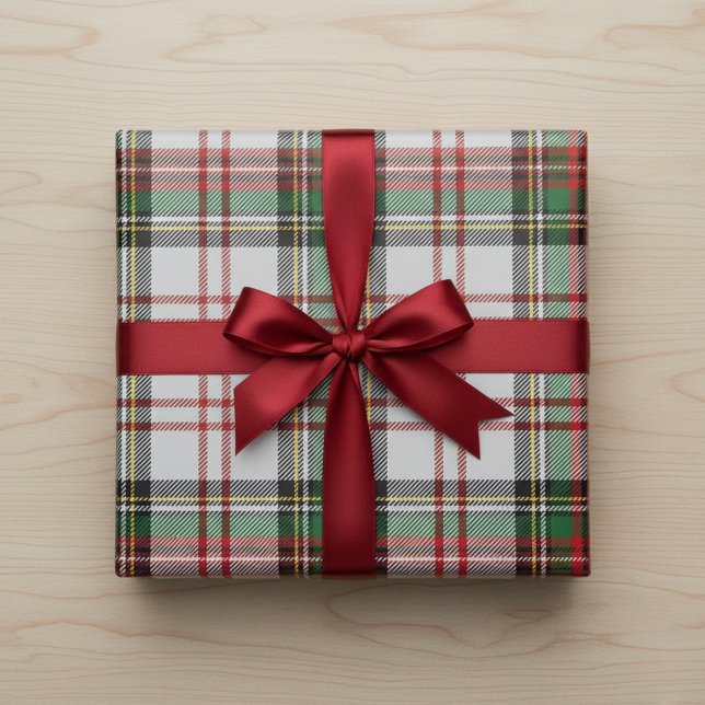 Trois feuilles de papier à envelopper plaid Stewar (Stewart Plaid Wrapping Paper Sheets)