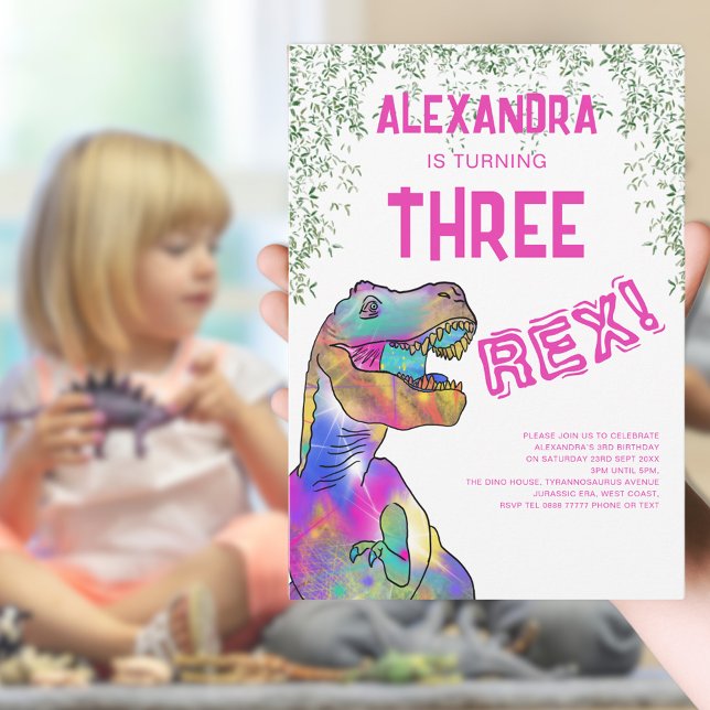 Trois filles Rex Dinosaur Invitation fête d'annive (Three rex girls dinosaur 3rd birthday party invitation with colorful T-Rex and pink typography )