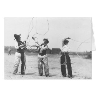 Trois hommes qui durent.