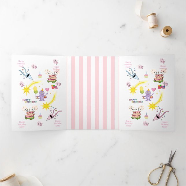 Trois Volets Joyeux Anniversaire Carte Tri-Fold Cakecupake Pieu (Intérieur)