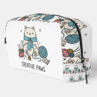 Trousse De Toilette Artistic White Kitten Knitting Accessories Design