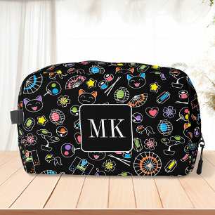 Trousse De Toilette Doodles japonais Kawaii sur initiales de monogramm